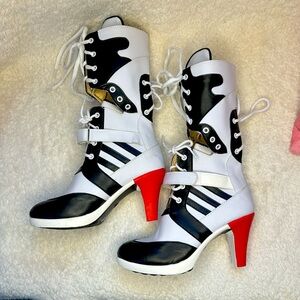 Harley Quinn Boots Size 6 Never Worn